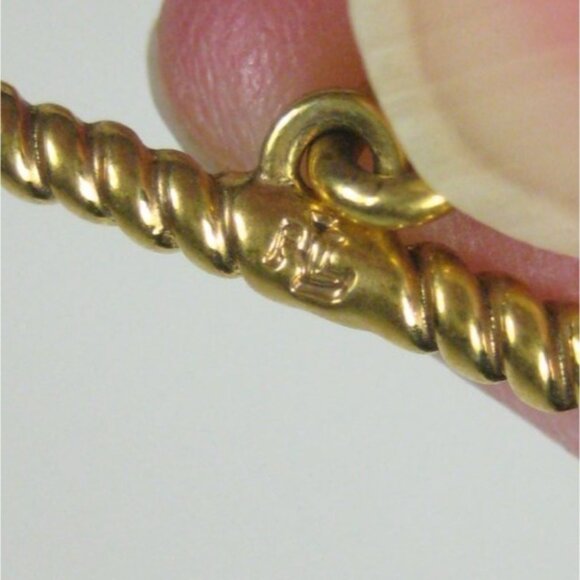 Vintage Ralph Lauren Lauren Gold Tone Twisted Oval Link Chain Necklace Texture - Picture 5 of 9